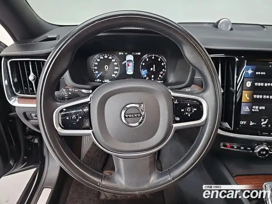 Volvo S60 2020 2.0 автомат (гидро), фото 8