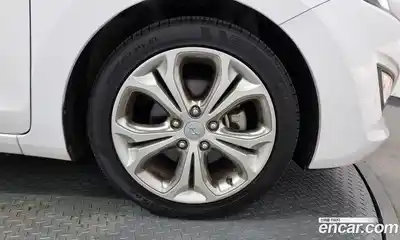 Hyundai i30 2013 1.6 автомат (гидро), миниатюра 5