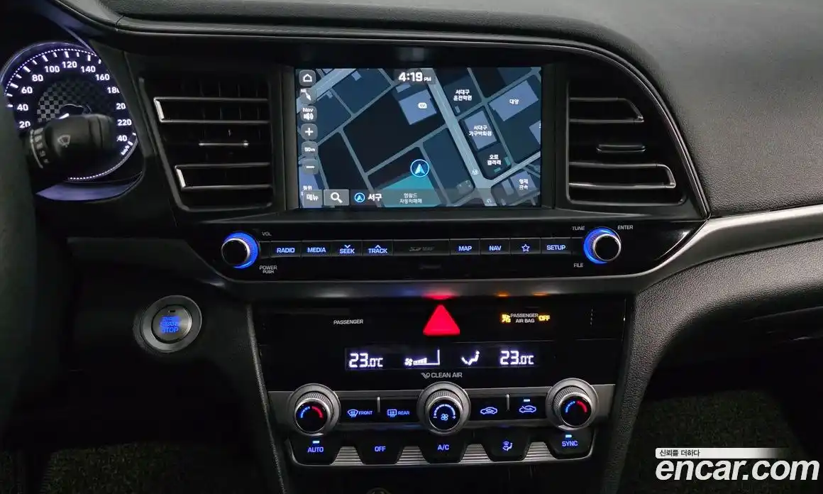 Hyundai Avante 2018 1.6 автомат (гидро), фото 15