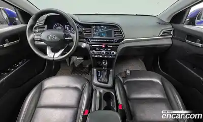 Hyundai Avante 2018 1.6 автомат (гидро), миниатюра 7
