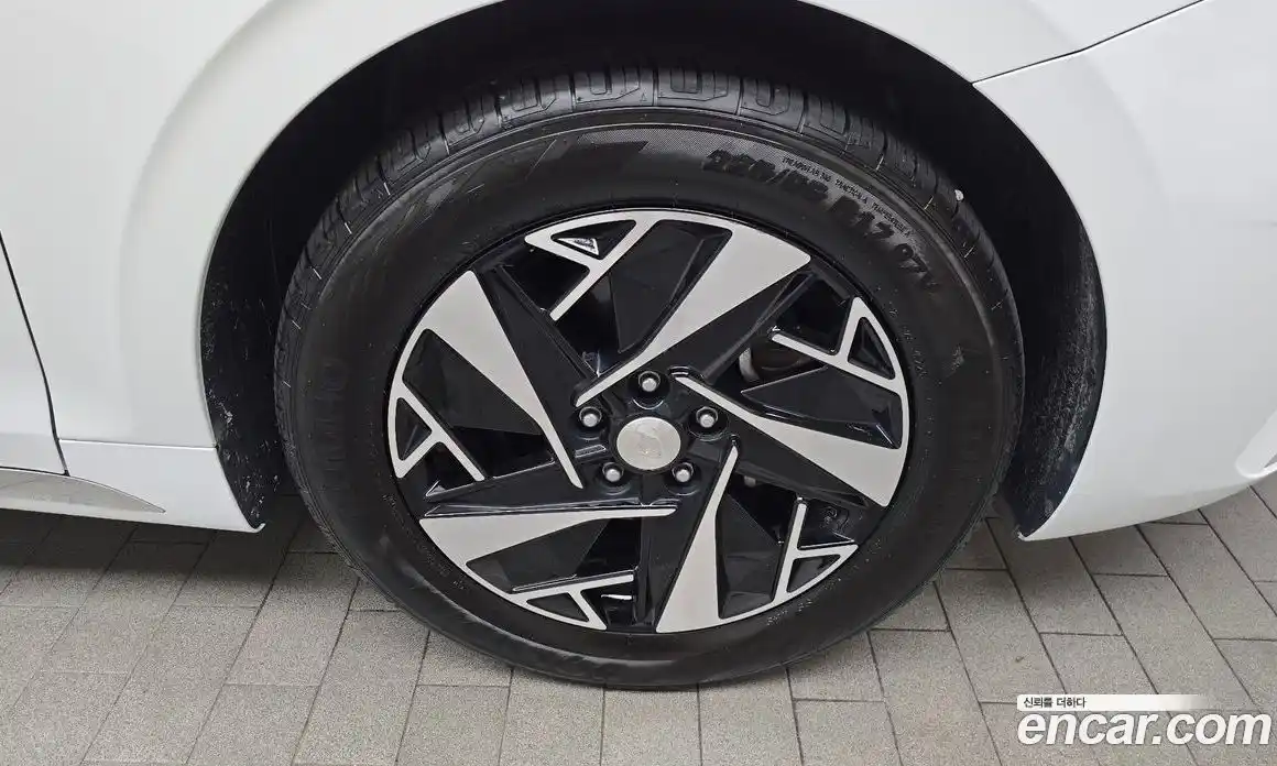 Hyundai Grandeur 2021 2.4 автомат (гидро), фото 5