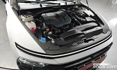 Hyundai Sonata 2023 2.5 автомат (гидро), миниатюра 6