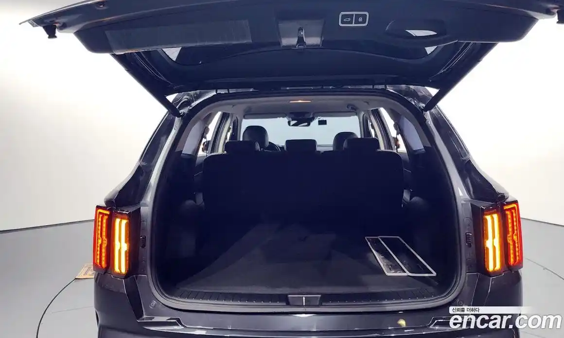 Kia Sorento 2021 2.2 автомат (гидро), фото 20