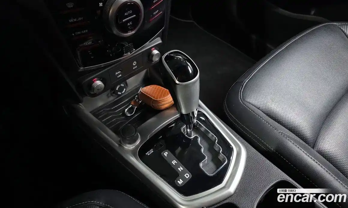 SsangYong TIBOLI 2015 1.6 автомат (гидро), фото 9