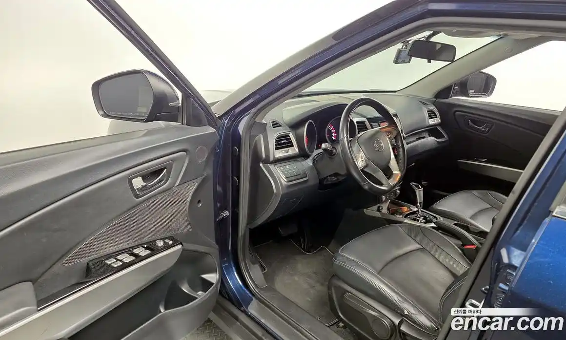 SsangYong TIBOLI 2015 1.6 автомат (гидро), фото 10