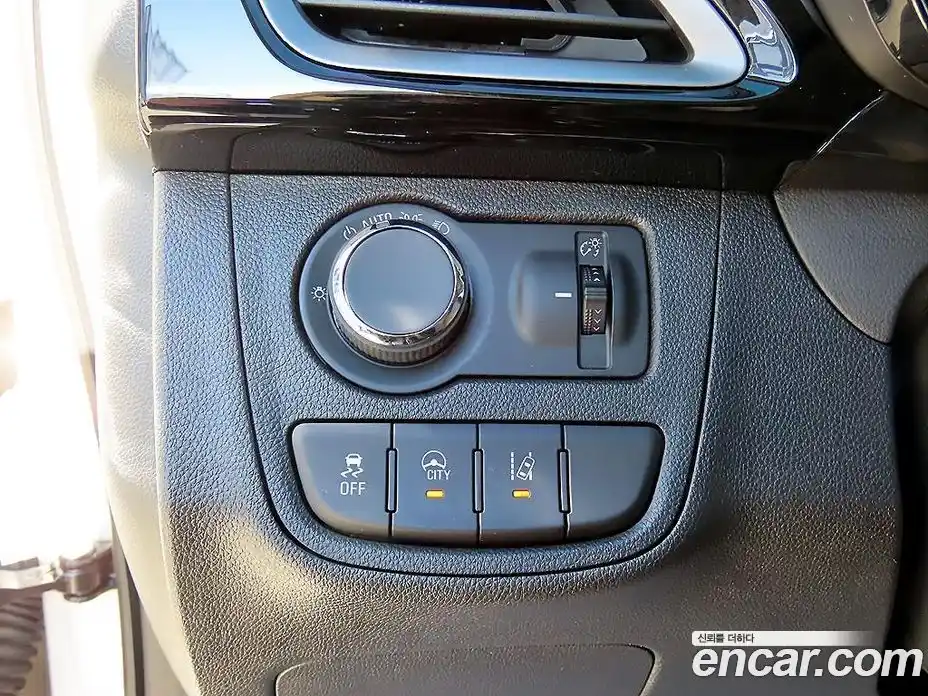 Chevrolet Spark 2020 1.0 автомат (гидро), фото 12