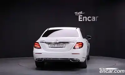 Mercedes-Benz E-Class 2016 1.9 автомат (гидро), миниатюра 4