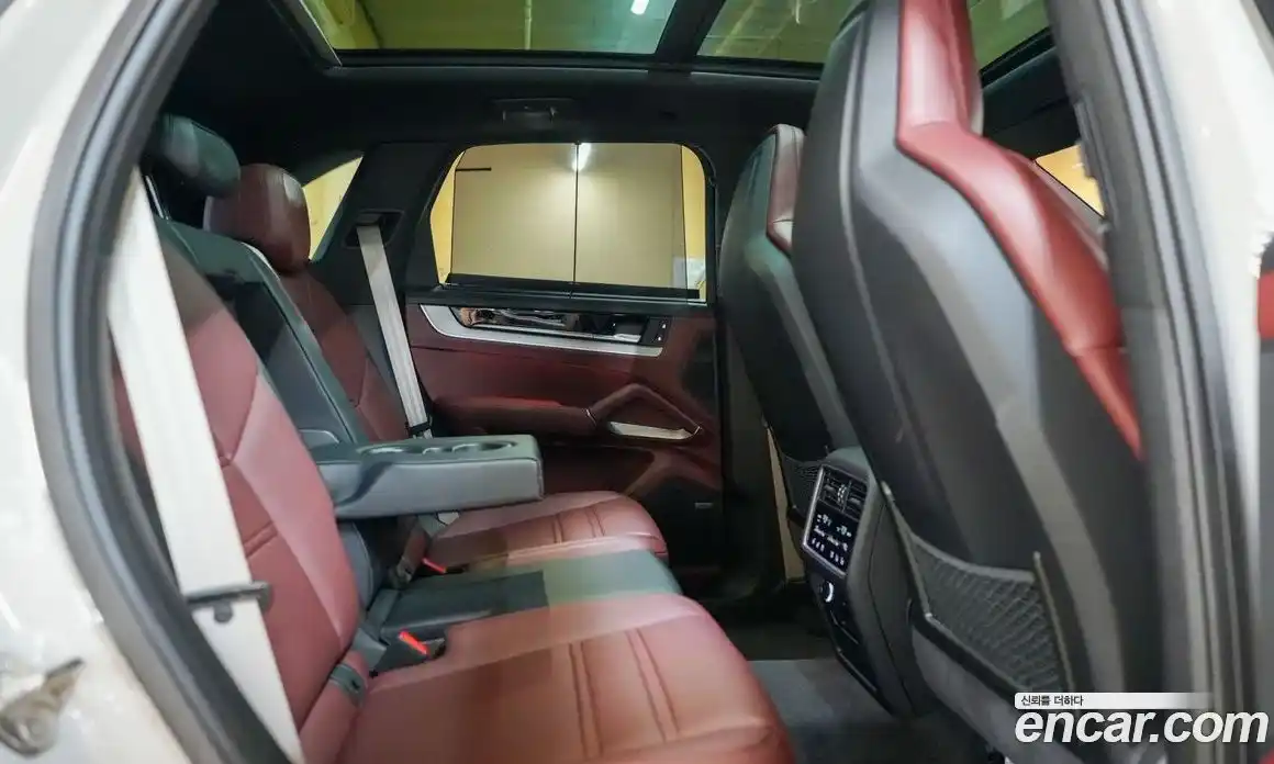 Porsche Cayenne 2023 3.0 автомат (гидро), фото 20