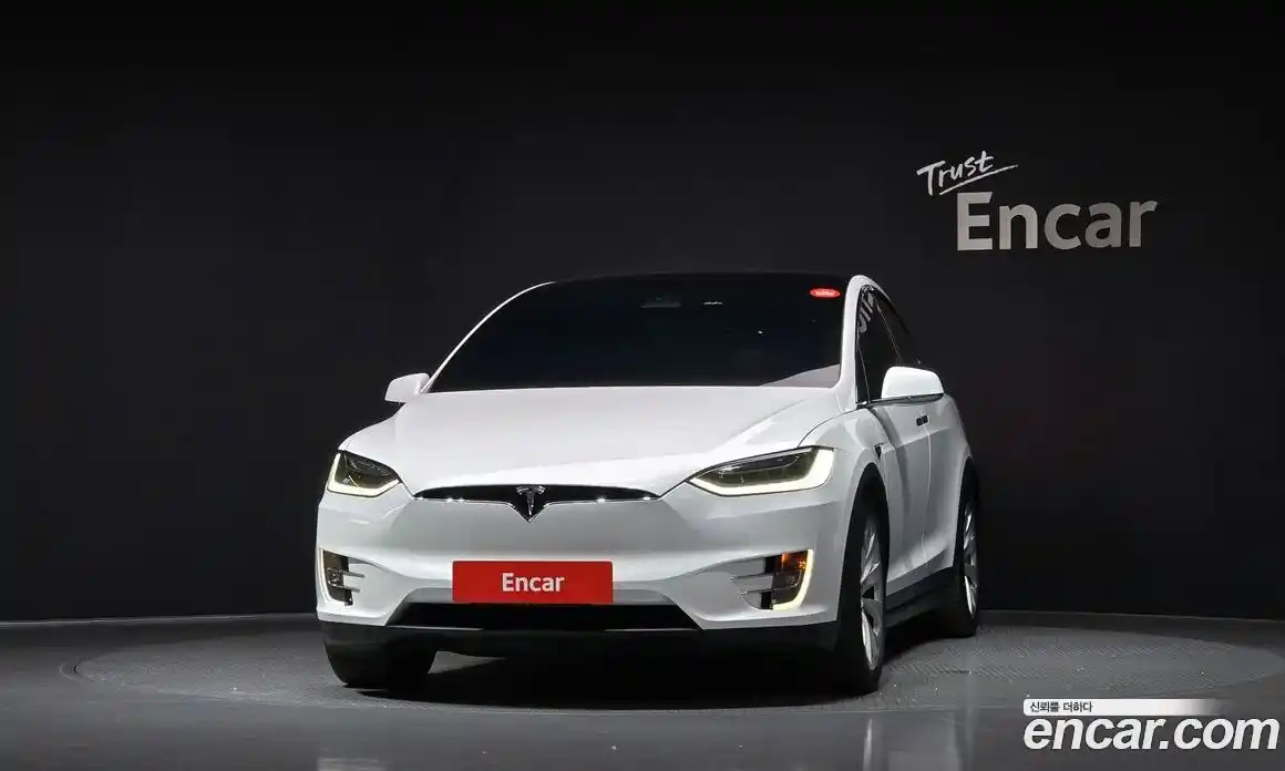 Tesla Model X 2018 0.3 автомат (гидро), фото 3 Tesla Model X 2018 0.3 автомат (гидро), фото 3