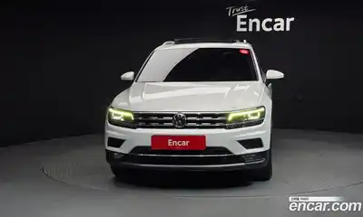 Volkswagen Tiguan 2019 2.0 автомат (гидро), миниатюра 3