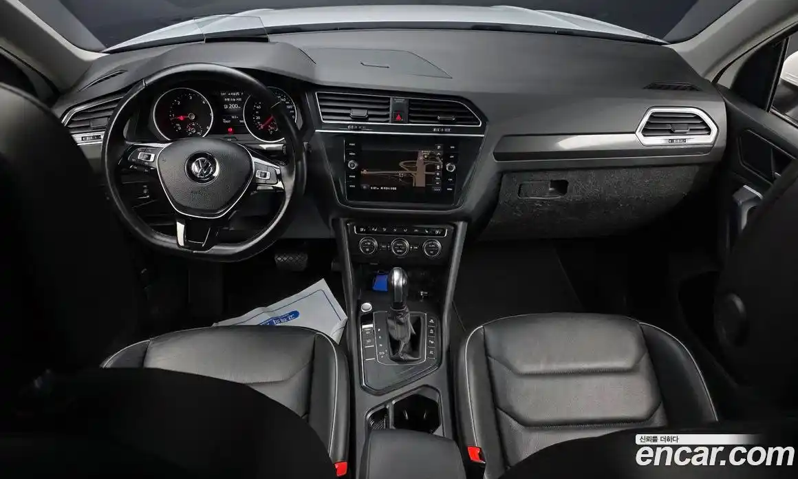 Volkswagen Tiguan 2019 2.0 автомат (гидро), фото 10