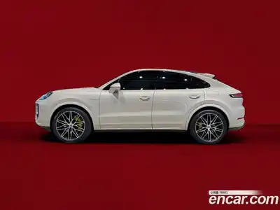 Porsche Cayenne, 2024, 23 400 км