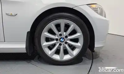 BMW 3 серия 2010 2.0 автомат (гидро), миниатюра 5