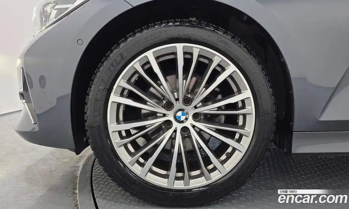 BMW 3 серия 2020 2.0 автомат (гидро), фото 5