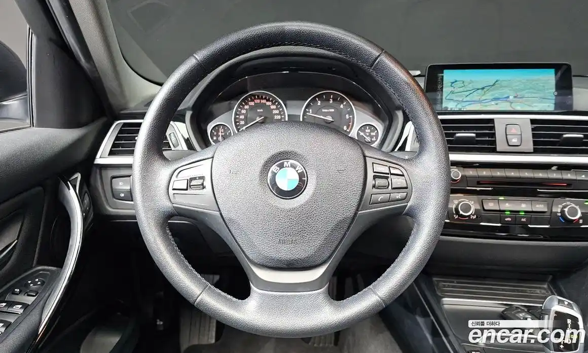 BMW 3 серия 2015 2.0 автомат (гидро), фото 13