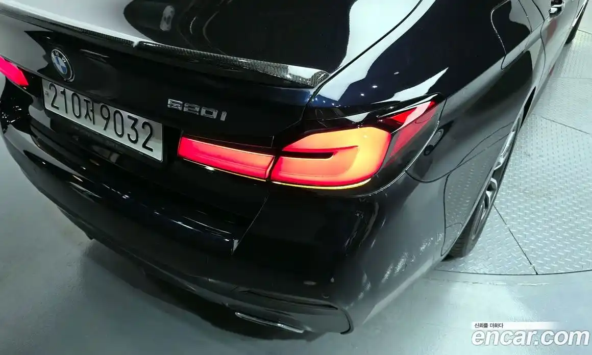 BMW 5 серия 2021 2.0 автомат (гидро), фото 9