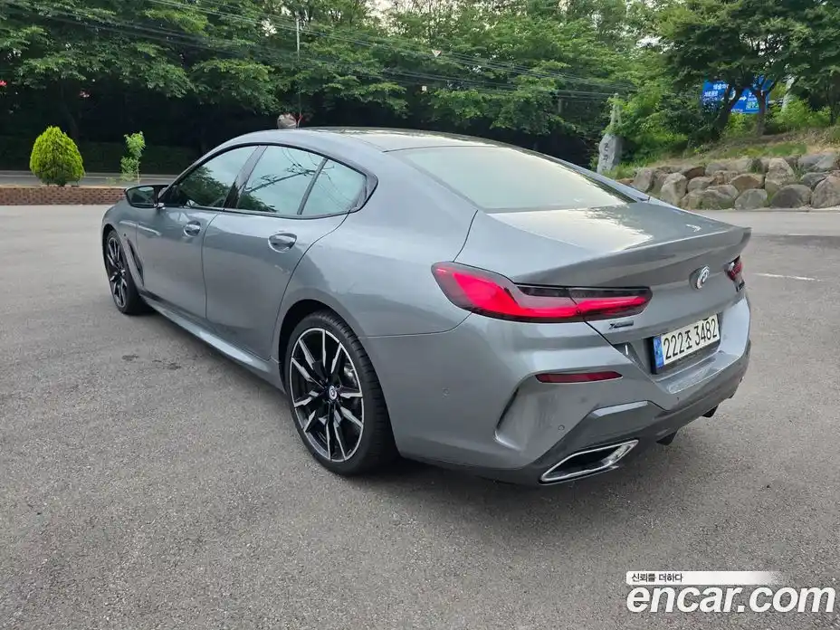 BMW 8 серия 2022 4.4 автомат (гидро), фото 12