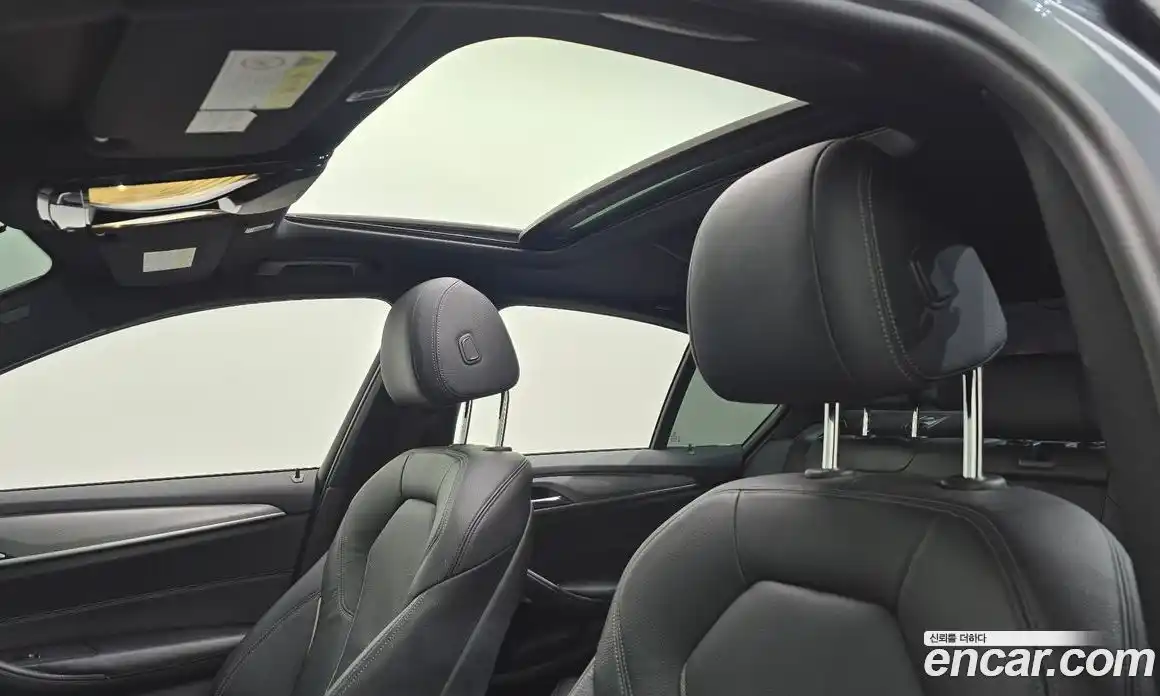BMW 5 серия 2017 2.0 автомат (гидро), фото 23