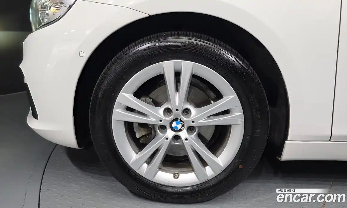 BMW 2 серия 2017 2.0 автомат (гидро), фото 5