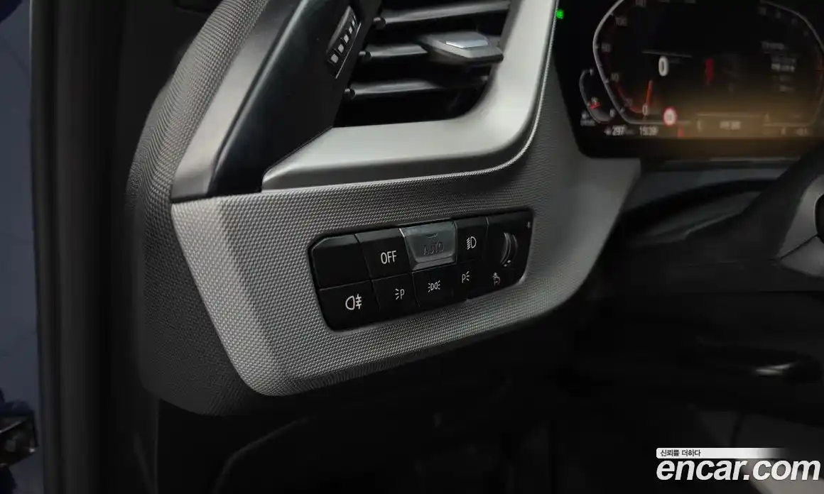 BMW 1 серия 2021 2.0 автомат (гидро), фото 22