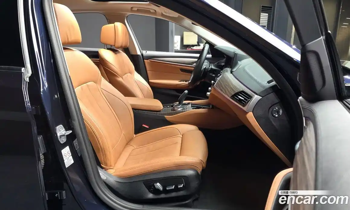 BMW 5 серия 2019 2.0 автомат (гидро), фото 17