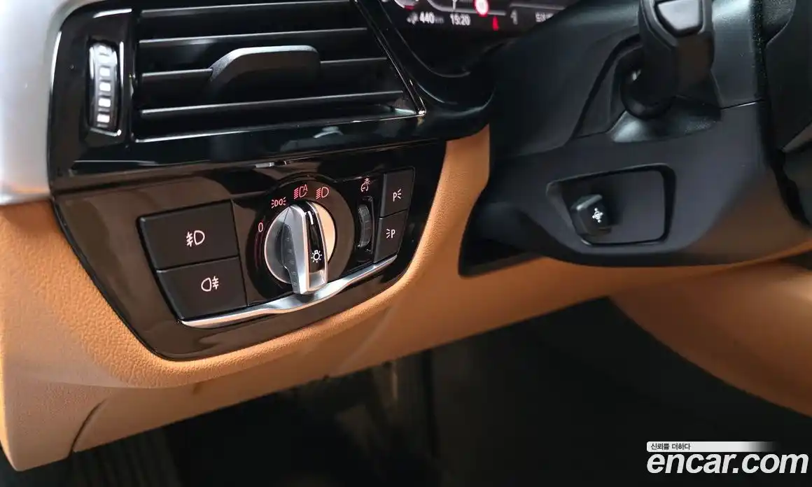 BMW 5 серия 2019 2.0 автомат (гидро), фото 30