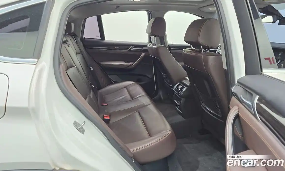 BMW X4 2016 2.0 автомат (гидро), фото 12