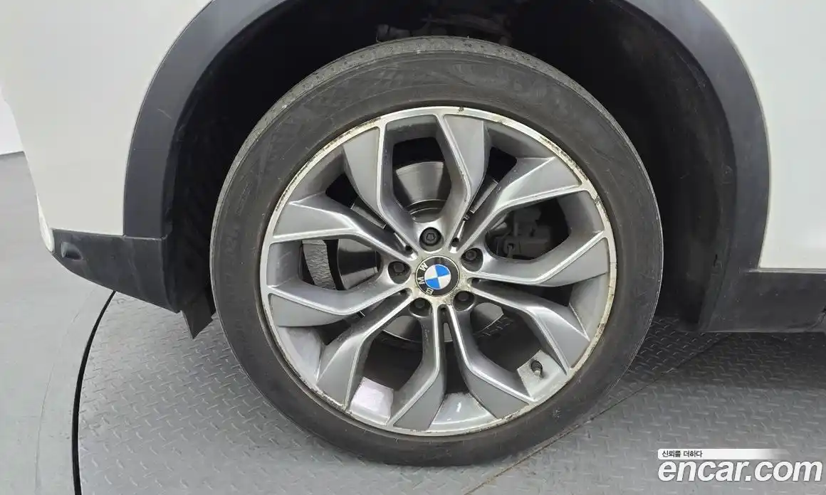 BMW X4 2016 2.0 автомат (гидро), фото 5