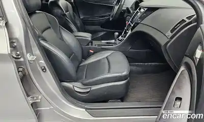 Hyundai Sonata 2010 2.0 автомат (гидро), миниатюра 12