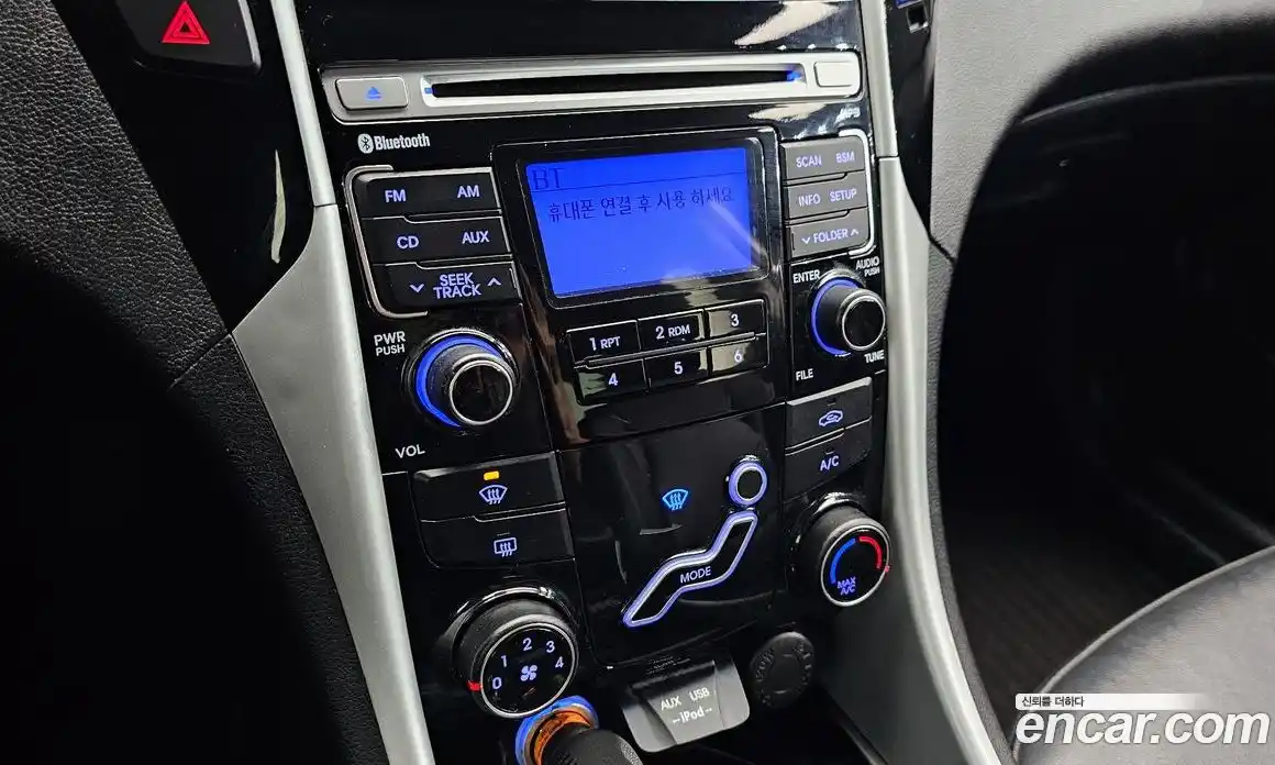 Hyundai Sonata 2010 2.0 автомат (гидро), фото 15