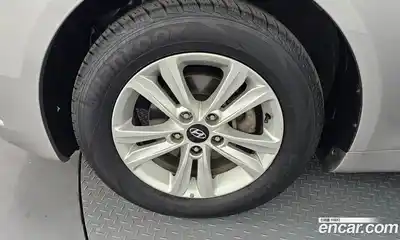 Hyundai Sonata 2010 2.0 автомат (гидро), миниатюра 5