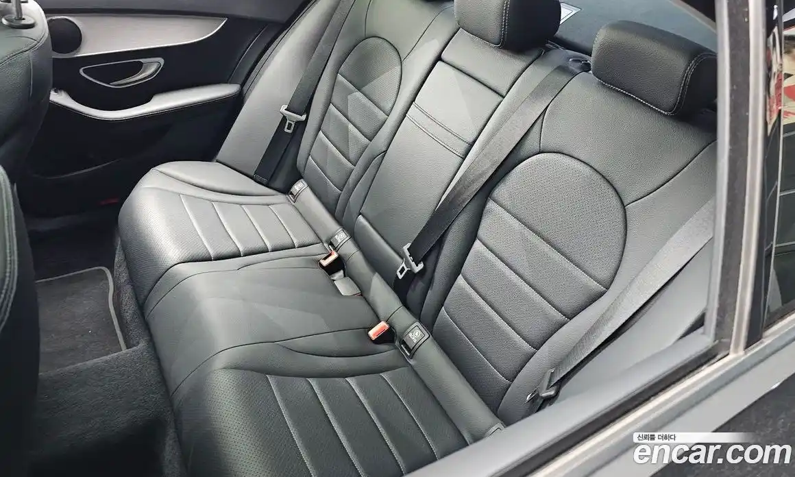 Mercedes-Benz C-Class 2020 2.0 гидро, фото 28 Mercedes-Benz C-Class 2020 2.0 гидро, фото 28