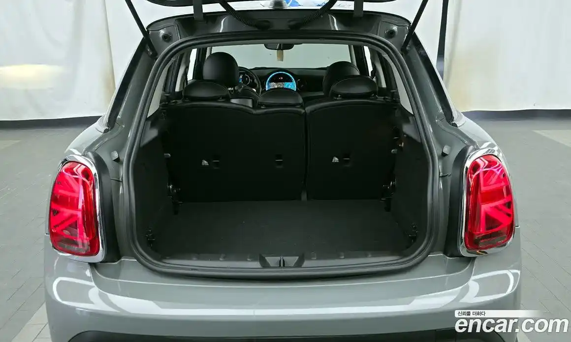 Mini Cooper 2021 1.5 автомат (гидро), фото 24