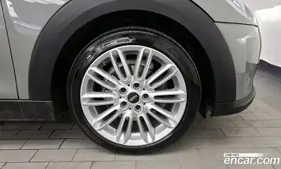 Mini Cooper 2021 1.5 автомат (гидро), миниатюра 7