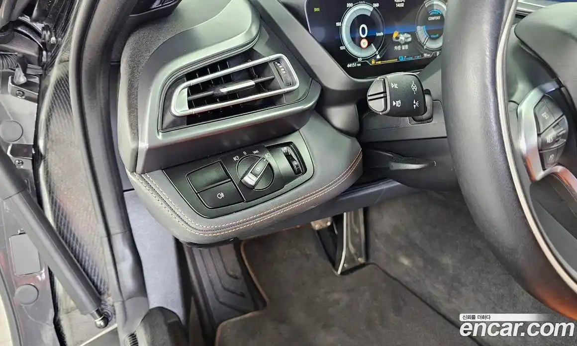 BMW i8 2019 1.5 автомат (гидро), фото 16