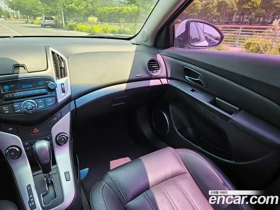 Chevrolet Cruze 2016 1.8 автомат (гидро), фото 8