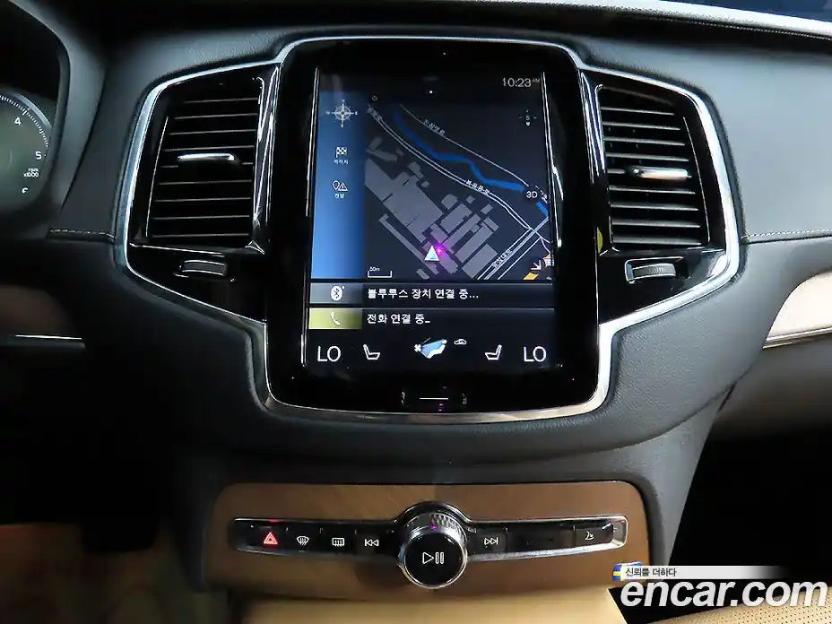 Volvo XC90 2016 2.0 автомат (гидро), фото 12