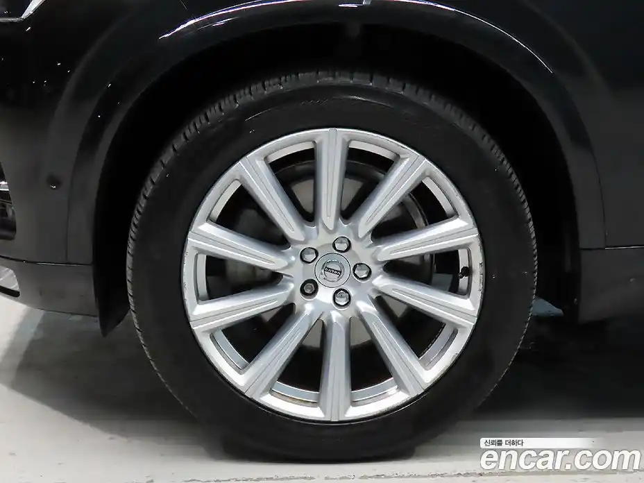 Volvo XC90 2016 2.0 автомат (гидро), фото 20