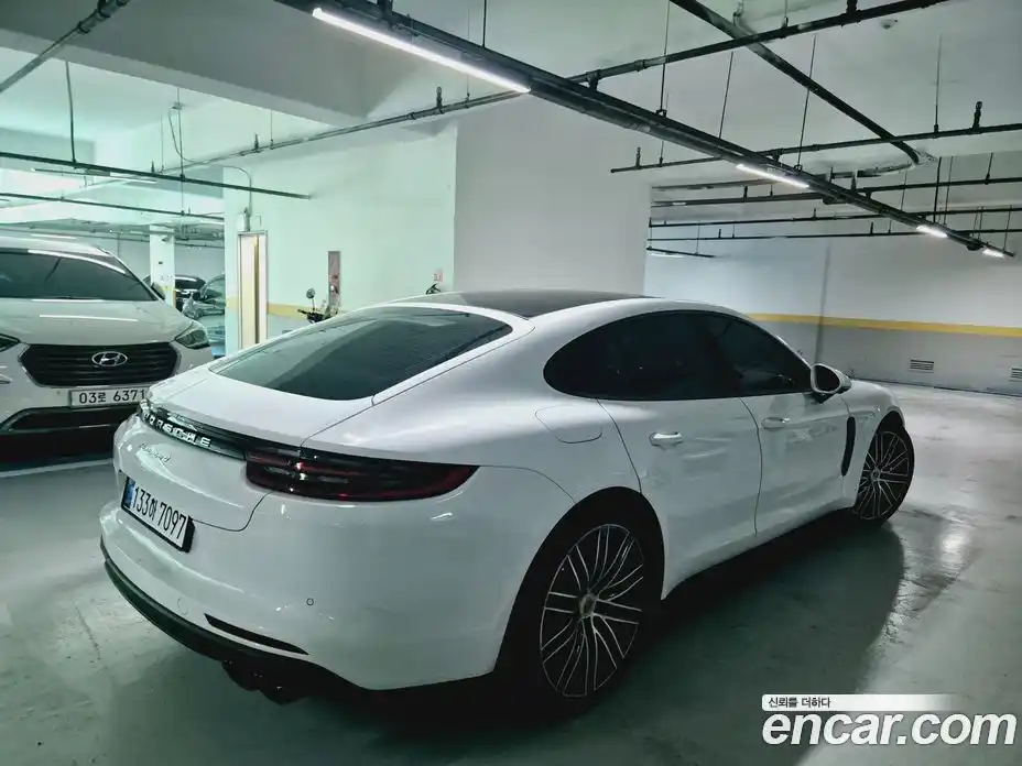 Porsche Panamera 2017 3.0 автомат (гидро), фото 4