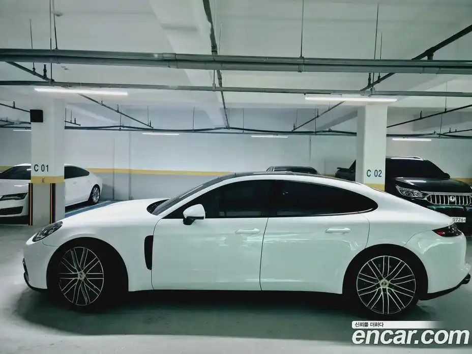 Porsche Panamera 2017 3.0 автомат (гидро), фото 5