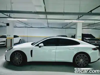 Porsche Panamera 2017 3.0 автомат (гидро), миниатюра 5