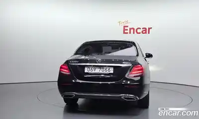 Mercedes-Benz E-Class 2017 1.9 автомат (гидро), миниатюра 4
