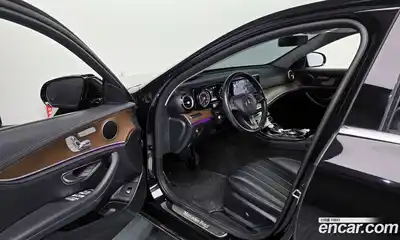 Mercedes-Benz E-Class 2017 1.9 автомат (гидро), миниатюра 10