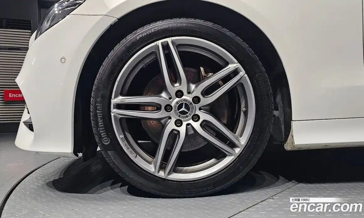 Mercedes-Benz E-Class 2018 1.9 автомат (гидро), фото 5