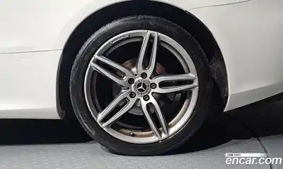 Mercedes-Benz E-Class 2018 1.9 автомат (гидро), миниатюра 7