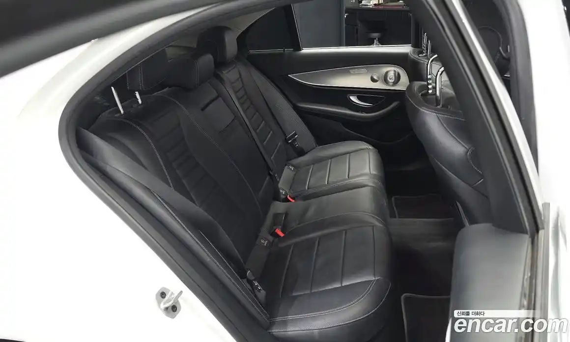Mercedes-Benz E-Class 2020 2.0 автомат (гидро), фото 12