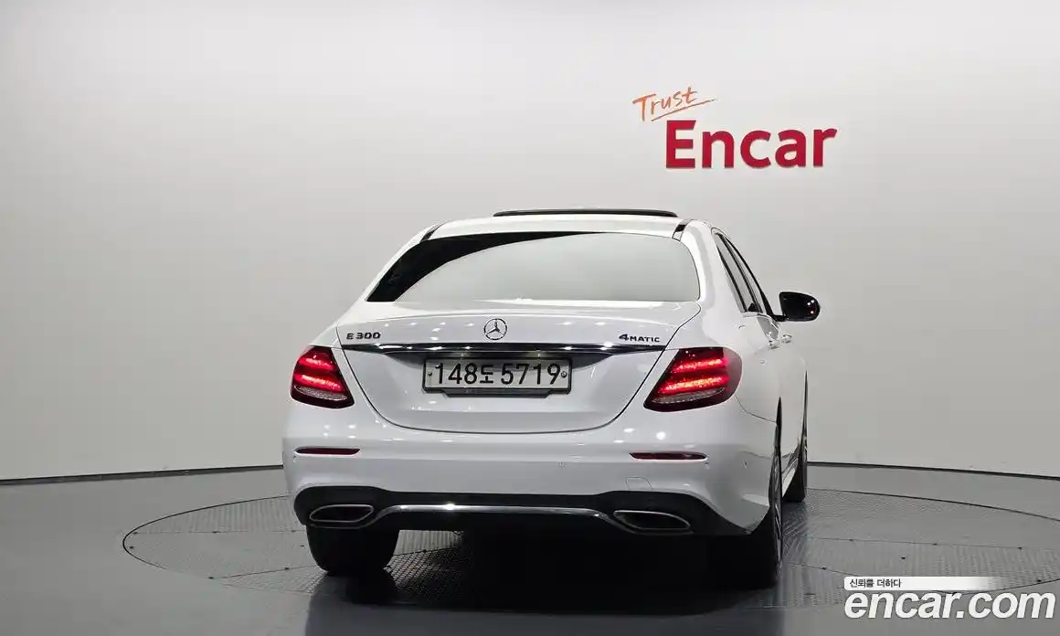 Mercedes-Benz E-Class 2020 2.0 автомат (гидро), фото 4