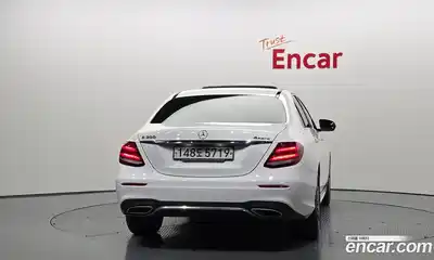 Mercedes-Benz E-Class 2020 2.0 автомат (гидро), миниатюра 4