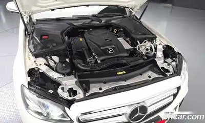 Mercedes-Benz E-Class 2020 2.0 автомат (гидро), миниатюра 6