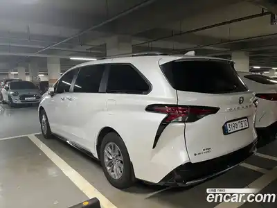 Toyota Sienna 2025 2.5 автомат (гидро), миниатюра 2 Toyota Sienna 2025 2.5 автомат (гидро), миниатюра 2